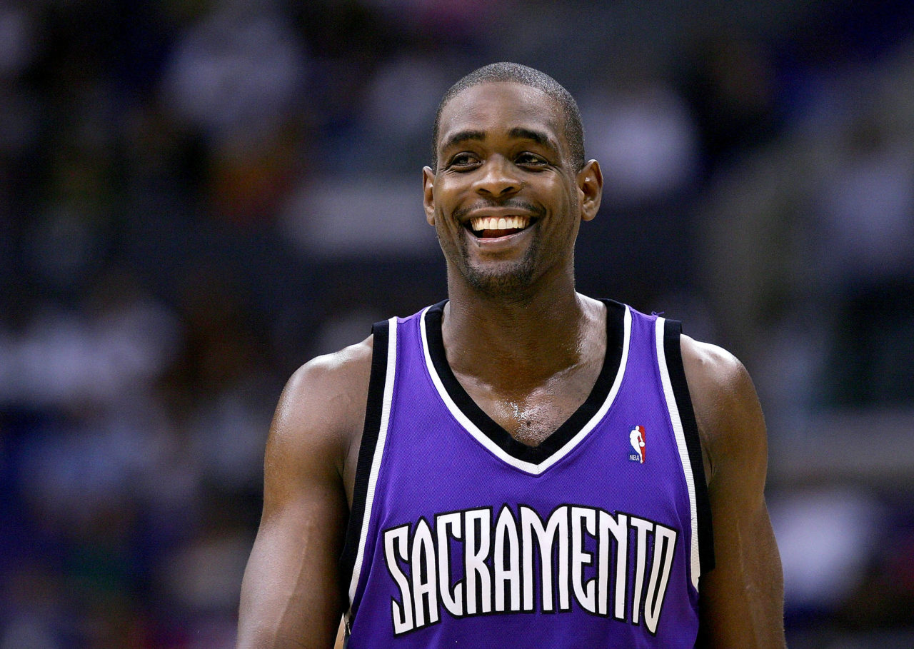 LOS ANGELES - JANUUARY 17: Chris Webber #4 of the Sacramento Kings reacts during the game against the Los Angeles Clippers on January 17, 2005 at Staples Center in Los Angeles, California. The Kings defeated the Clippers 89-83. NOTE TO USER: User expressly acknowledges and agrees that, by downloading and or using this photograph, User is consenting to the terms and conditions of the Getty Images License Agreement. 