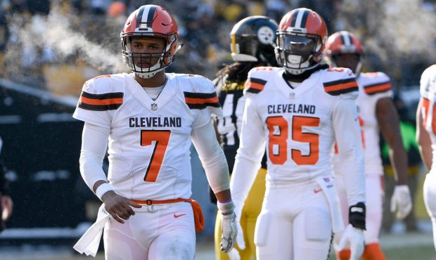 PITTSBURGH, PA - DECEMBER 31: DeShone Kizer #7 of the Cleveland Browns walks off the field after a ...