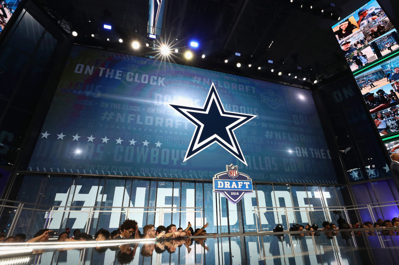 Dallas Cowboys' Paul Alexander Drafts Offensive Linemen on Ketchup Bottle  Skills