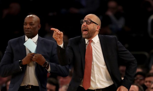 NEW YORK, NEW YORK - JANUARY 23:   Head coach David Fizdale of the New York Knicks reacts in the fi...