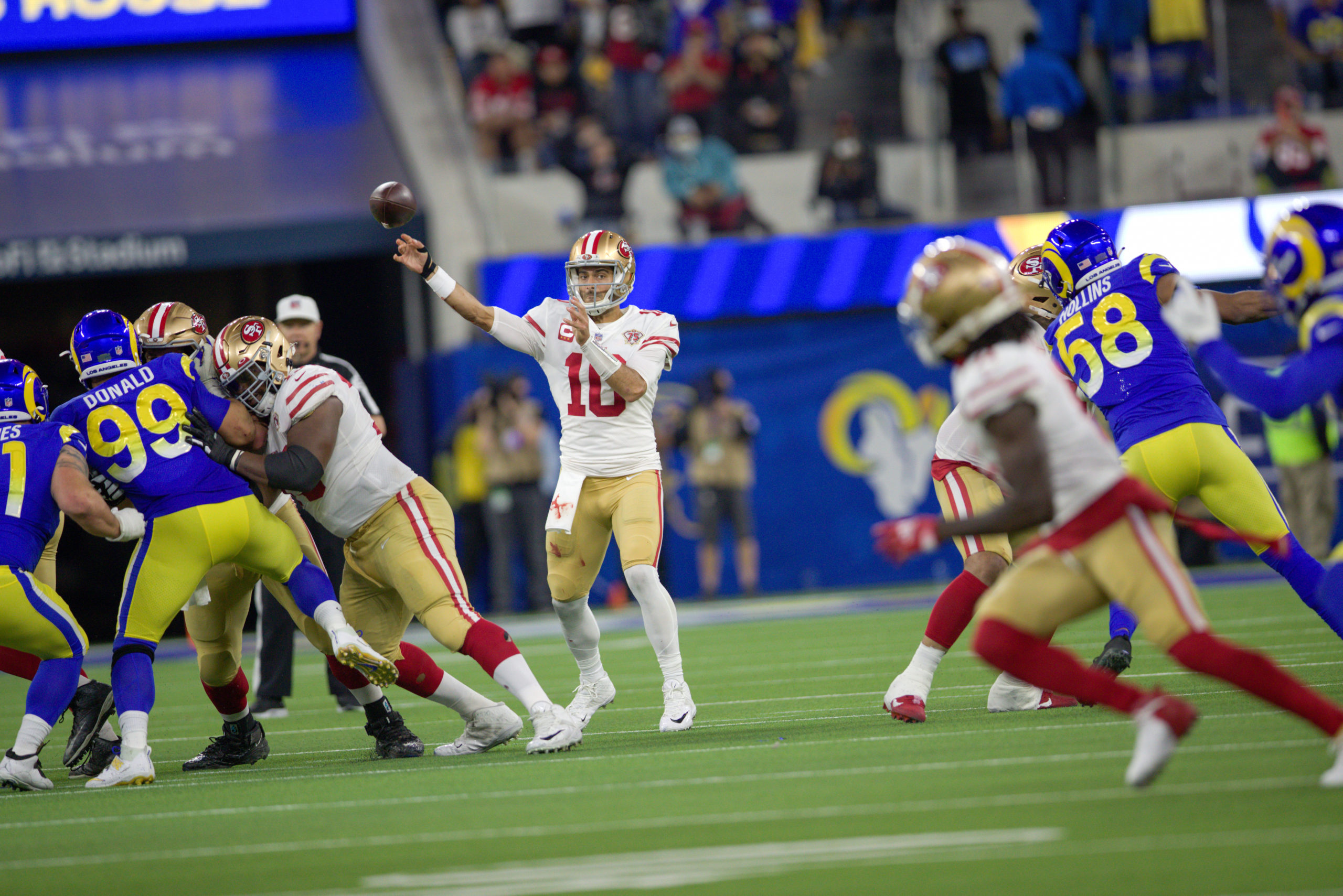INGLEWOOD, CA - JANUARY 30: Jimmy Garoppolo #10 of the San Francisco 49ers passes during the game a...