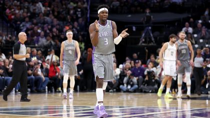 SACRAMENTO, CALIFORNIA - NOVEMBER 15: Terence Davis #3 of the Sacramento Kings reacts during their game against the Brooklyn Nets at Golden 1 Center on November 15, 2022 in Sacramento, California. NOTE TO USER: User expressly acknowledges and agrees that, by downloading and or using this photograph, User is consenting to the terms and conditions of the Getty Images License Agreement. (Photo by Ezra Shaw/Getty Images)