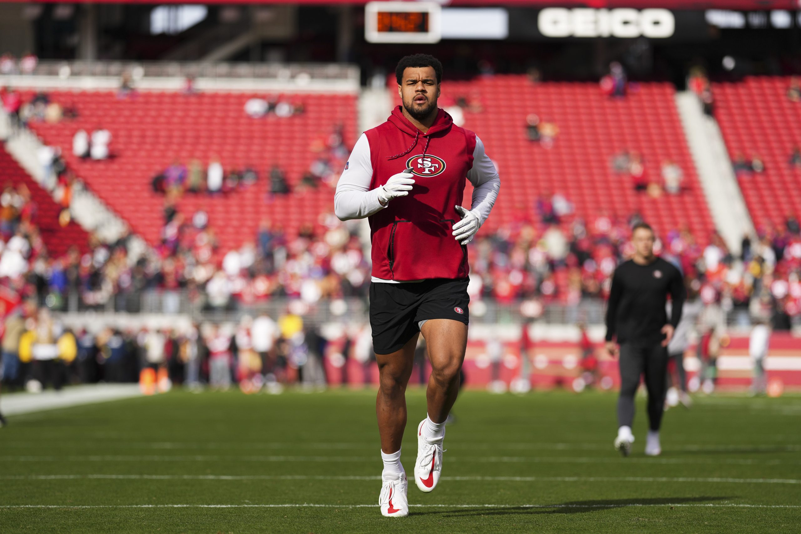 Arik Armstead #91 of the San Francisco 49ers warms up against the Tampa Bay Buccaneers at Levi's St...