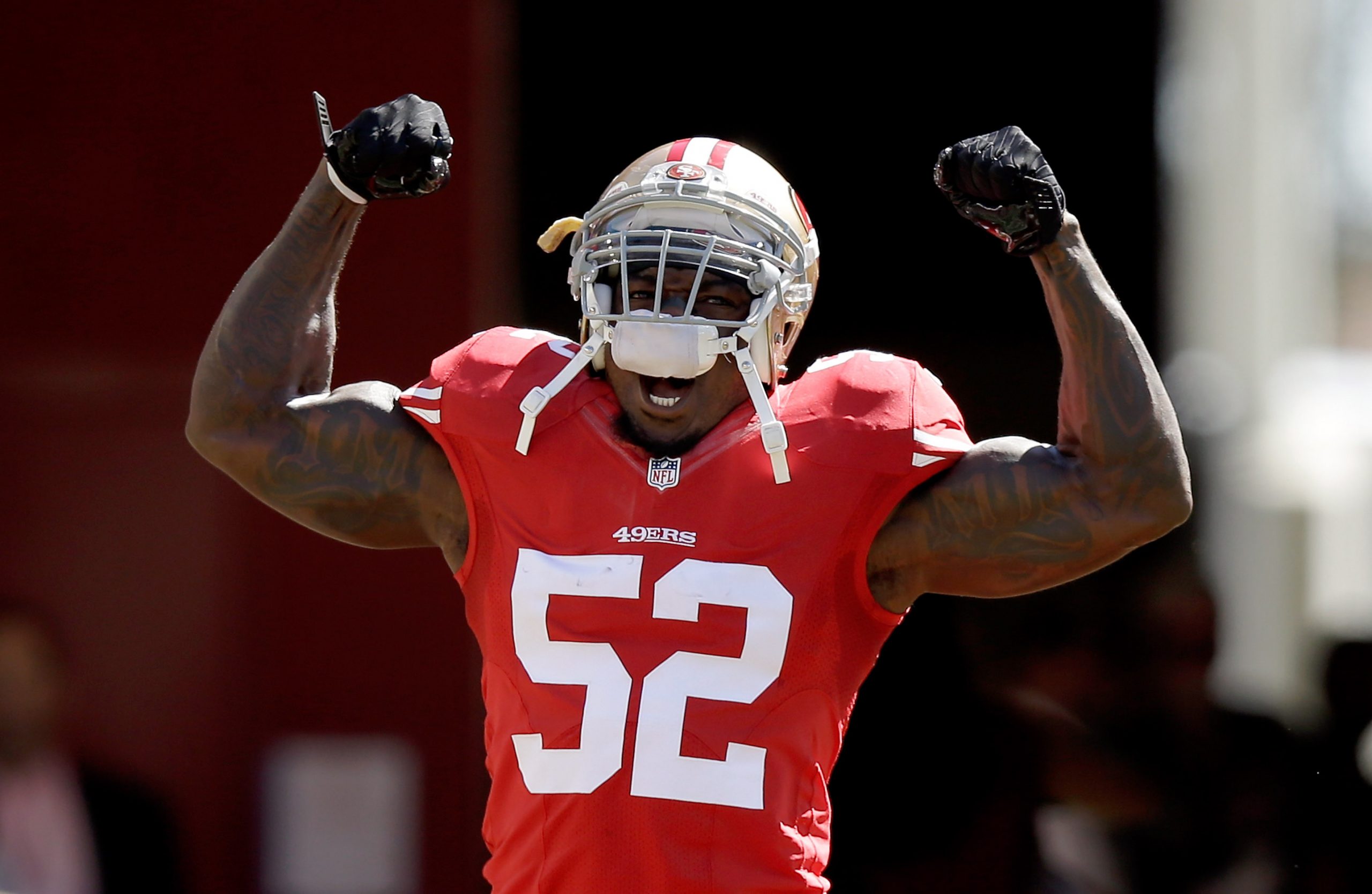 Patrick Willis #52 of the San Francisco 49ers runs onto the field during player introductions for t...