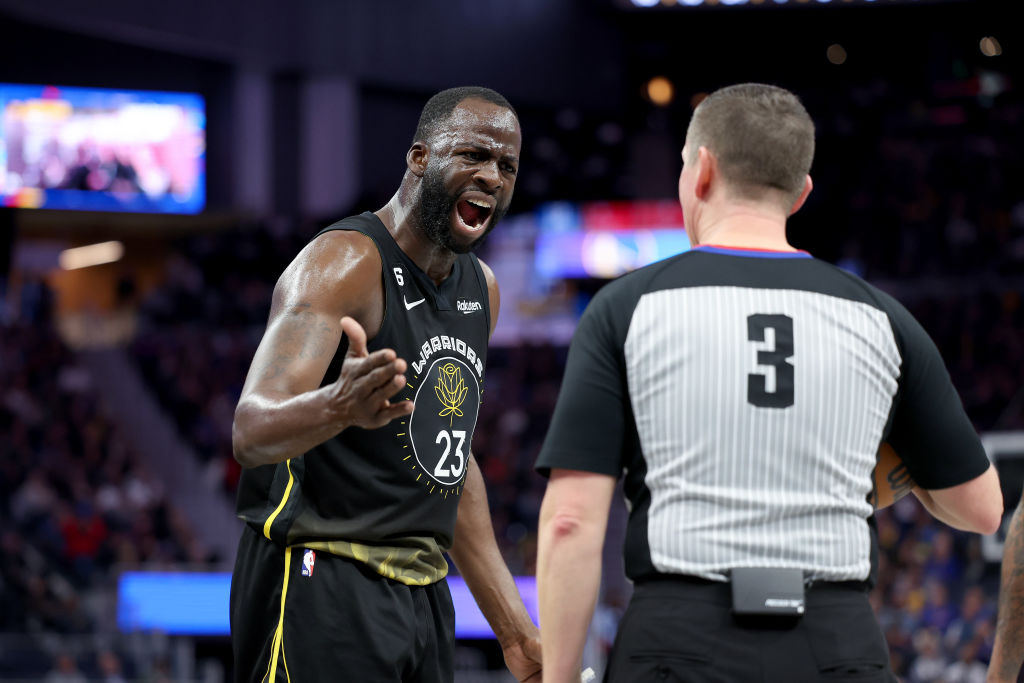 Draymond Green #23 of the Golden State Warriors complains about a call during their game against th...