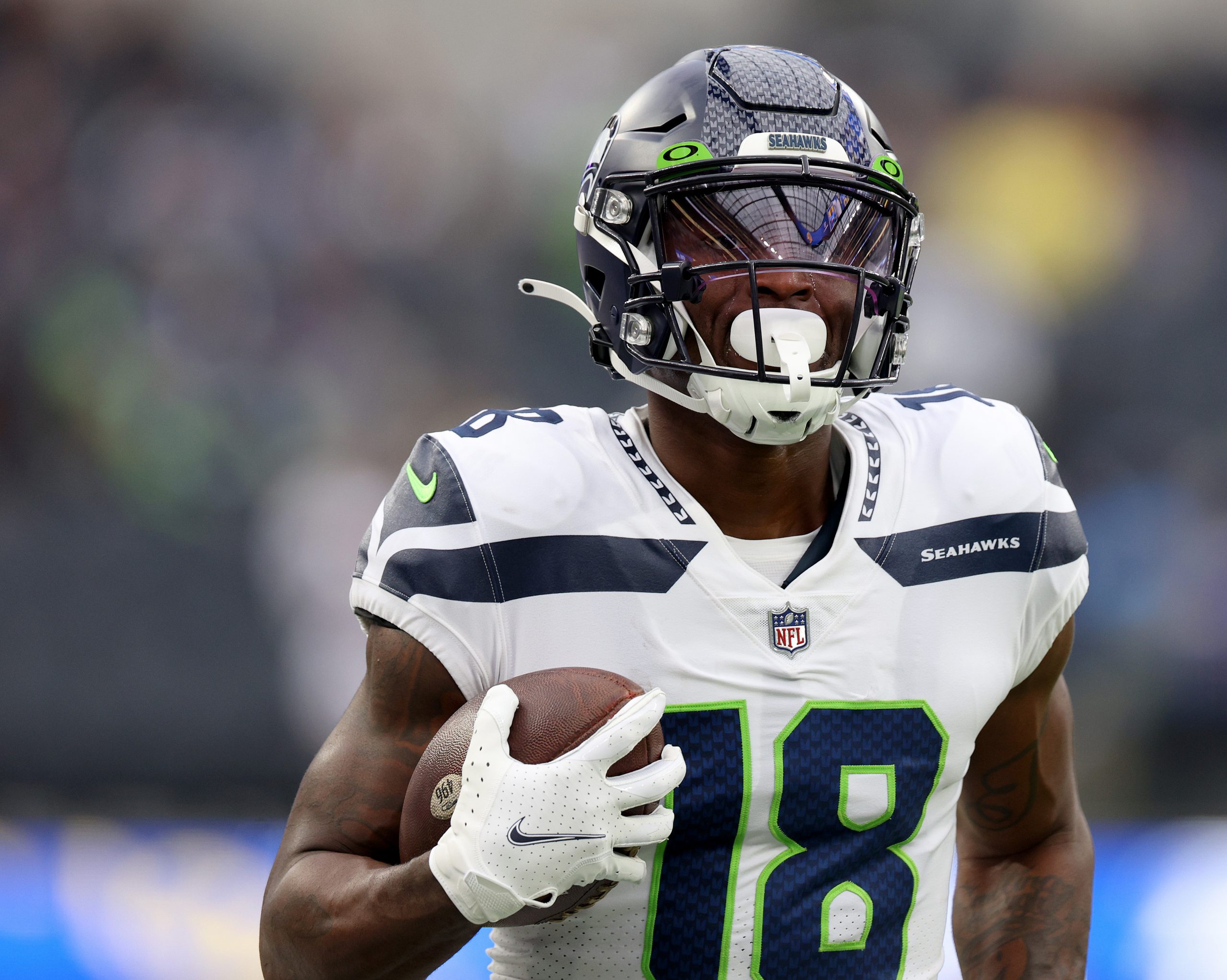 Laquon Treadwell #18 of the Seattle Seahawks warms up before the game against the Los Angeles Rams ...