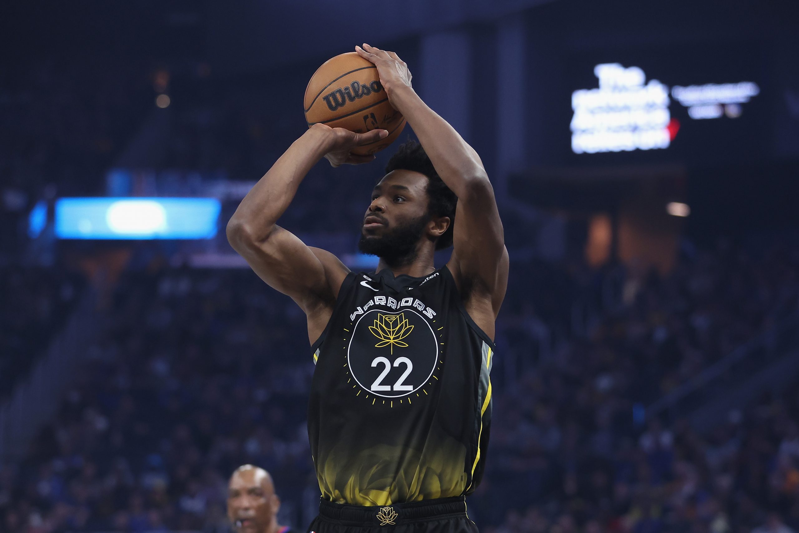 Andrew Wiggins #22 of the Golden State Warriors shoots the ball in the first quarter against the Wa...