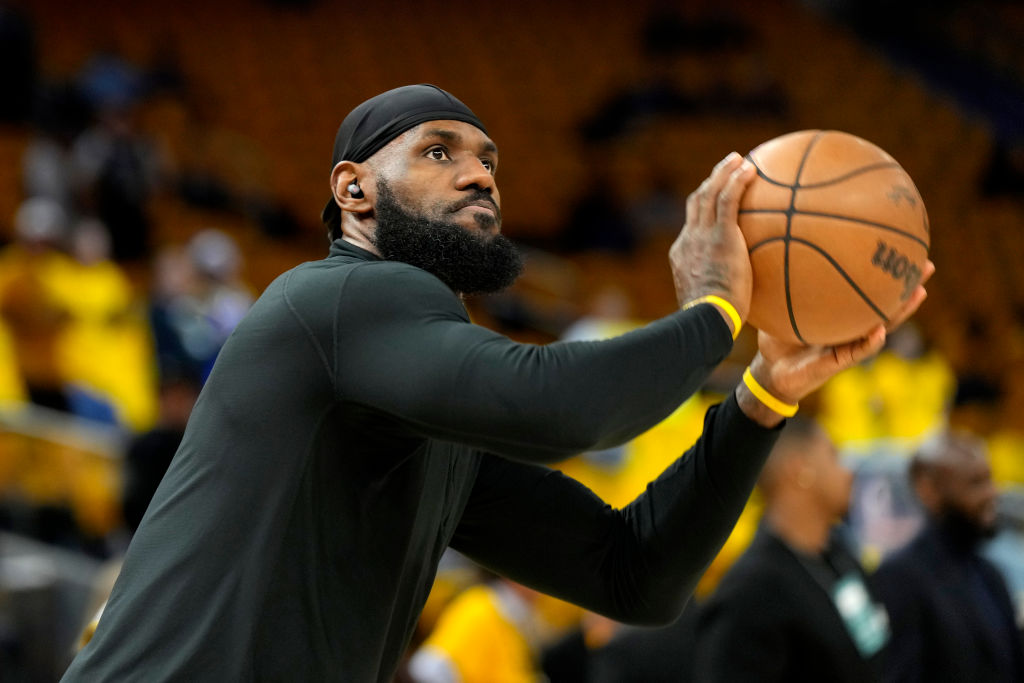 LeBron James #6 of the Los Angeles Lakers warms up prior to facing the Golden State Warriors in gam...