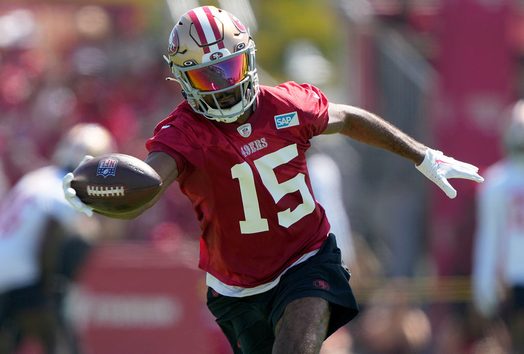 Jauan Jennings #15 of the San Francisco 49ers works out during training camp at SAP Performance Fac...