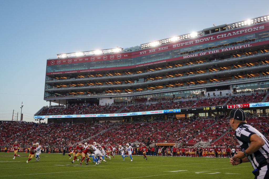 are the 49ers playing at levi's stadium today