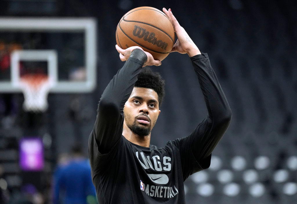 Jeremy Lamb #26 of the Sacramento Kings warms up prior the start of an NBA basketball game against ...