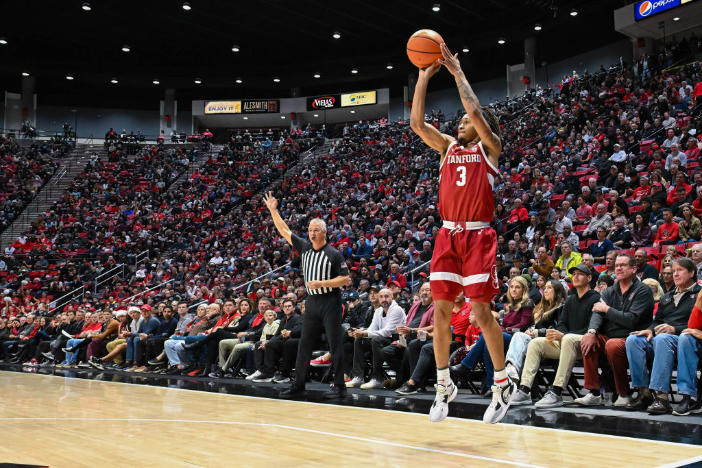 Stanford Cardinal guard Kanaan Carlyle (3) shoots a three point shot during a college basketball ga...