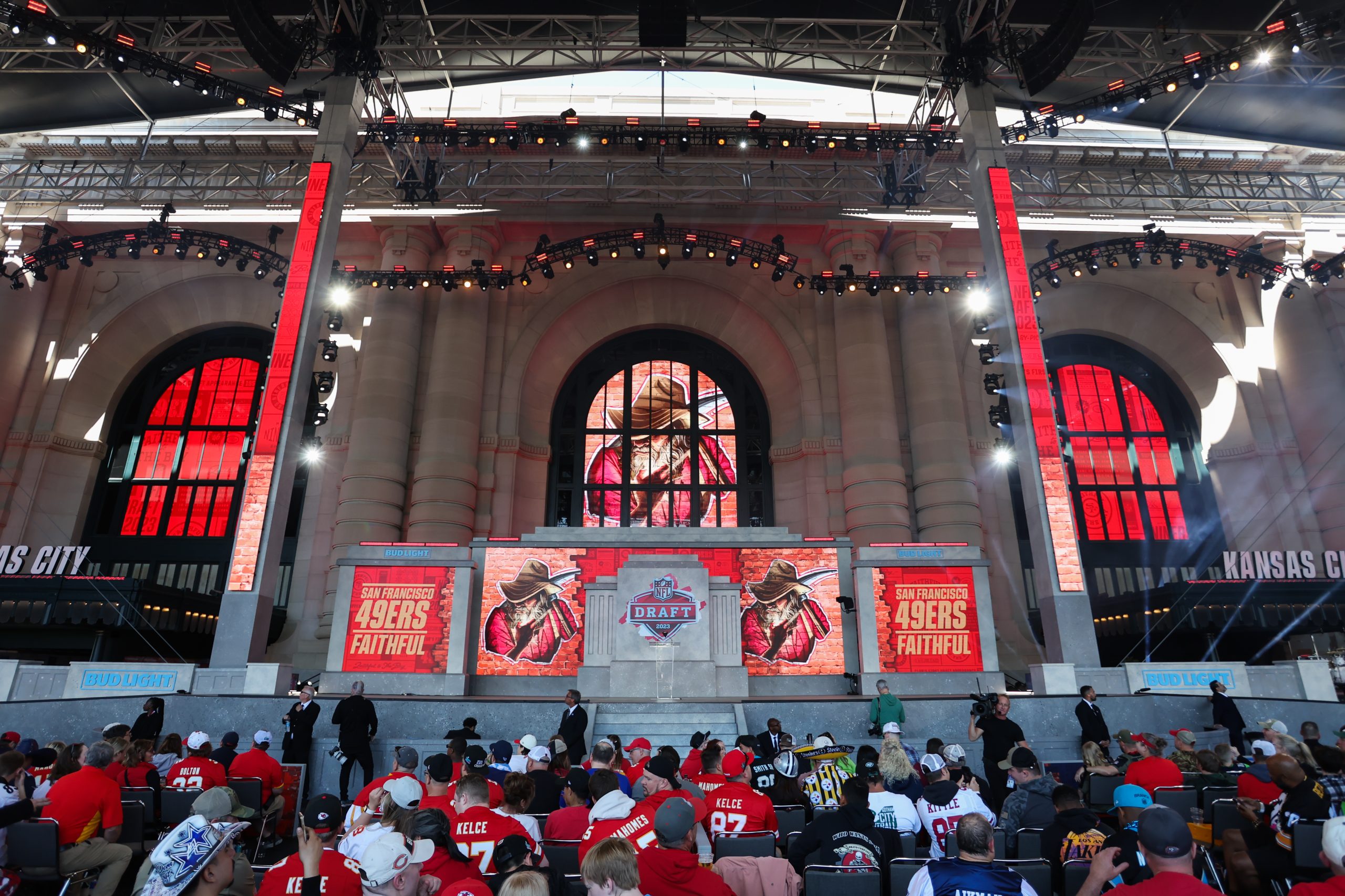 A wide view as the San Francisco 49ers are on the clock during the third day of the NFL Draft on Ap...