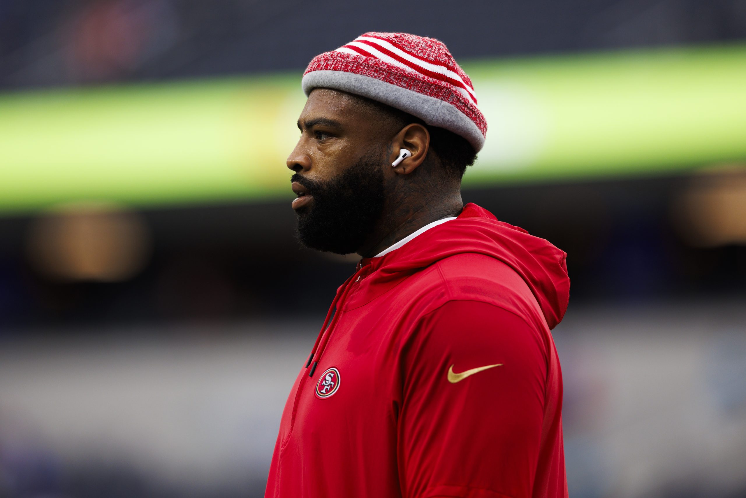 Trent Williams #71 of the San Francisco 49ers warms up before a game against the Los Angeles Rams a...