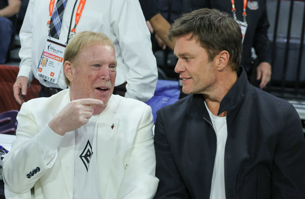 Las Vegas Raiders owner and managing general partner and Las Vegas Aces owner Mark Davis (L) and To...