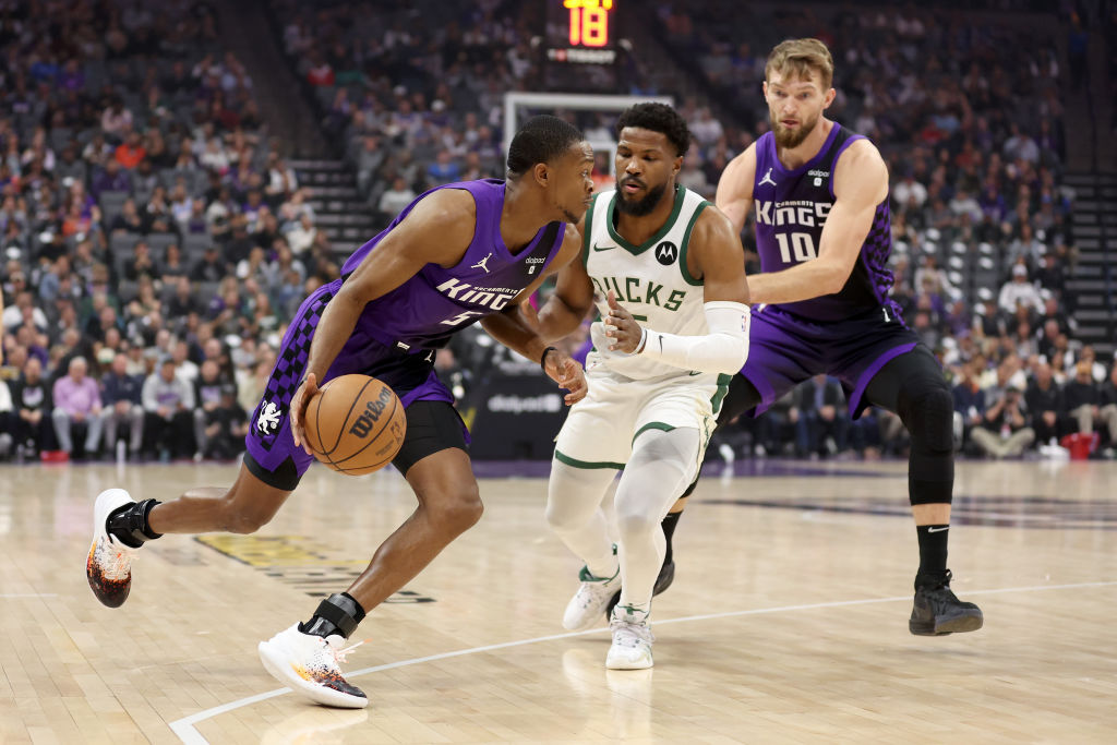 Kings go wire-to-wire during impressive win over Bucks