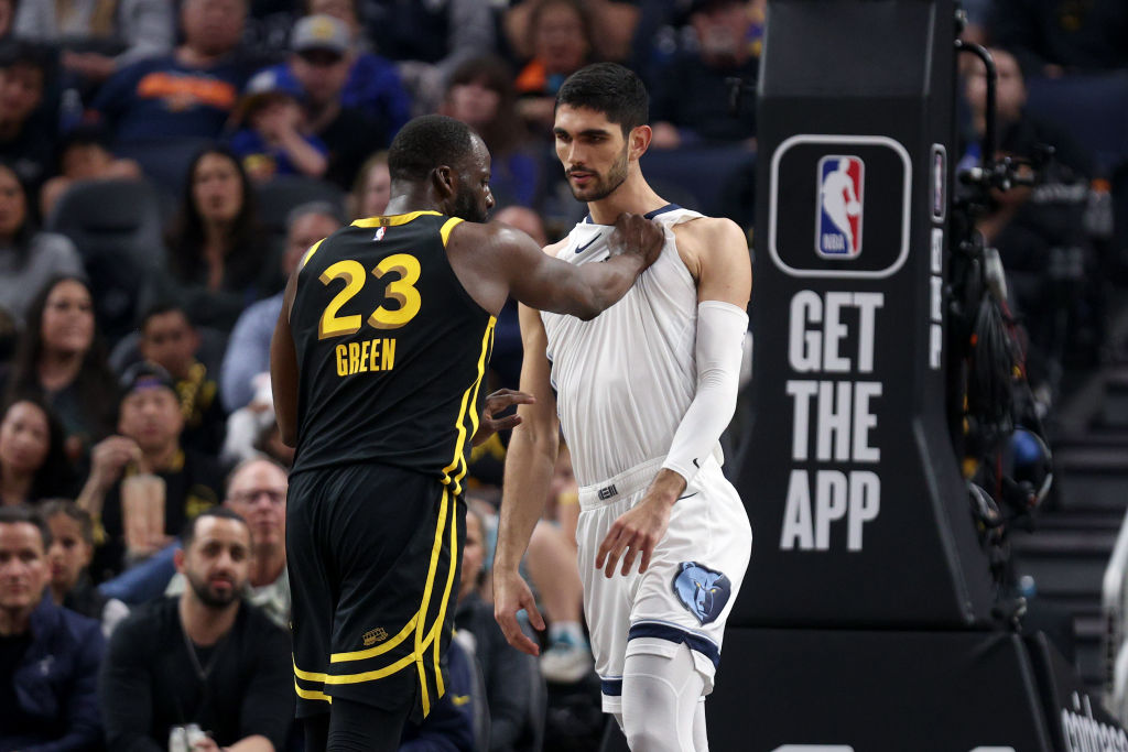 Tyrese Haliburton, Pascal Siakam lead Pacers past Warriors 123-111