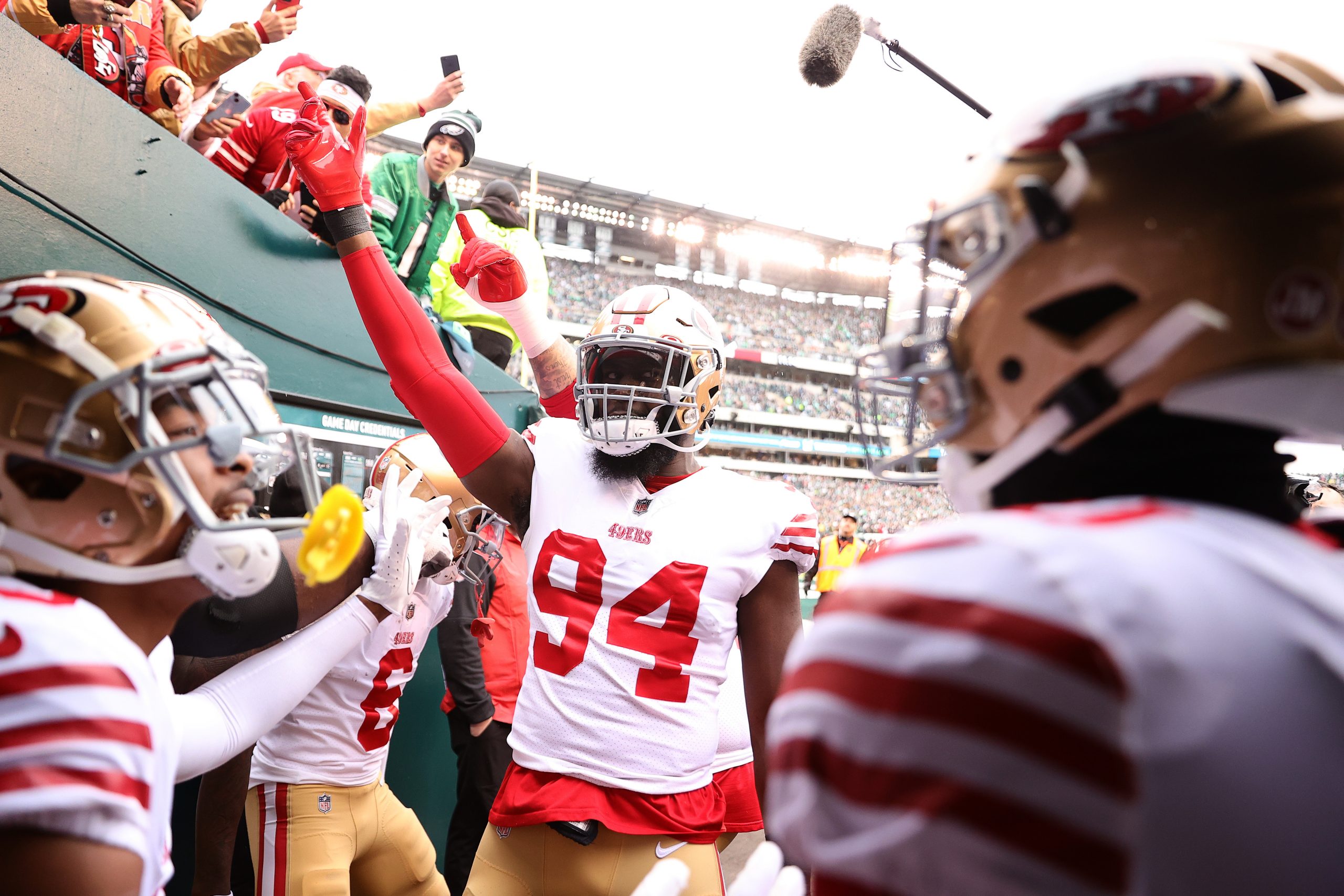 Charles Omenihu #94 of the San Francisco 49ers prepares to take the field prior to the NFC Champion...