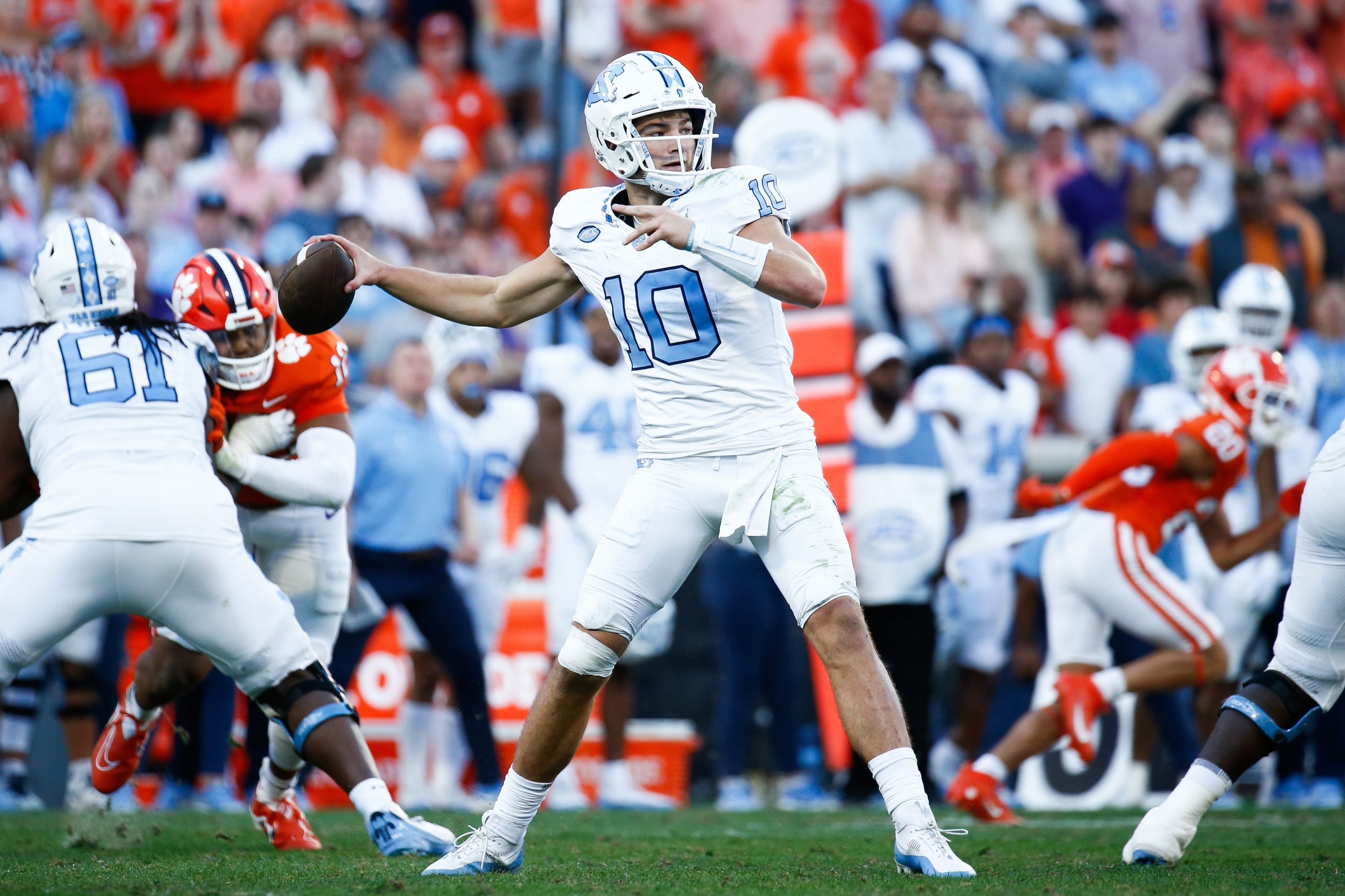 Drake Maye #10 of the North Carolina Tar Heels passes the ball during the second quarter against th...