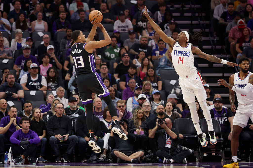 Kings defeat Clippers, inch closer to top-six in West playoff race