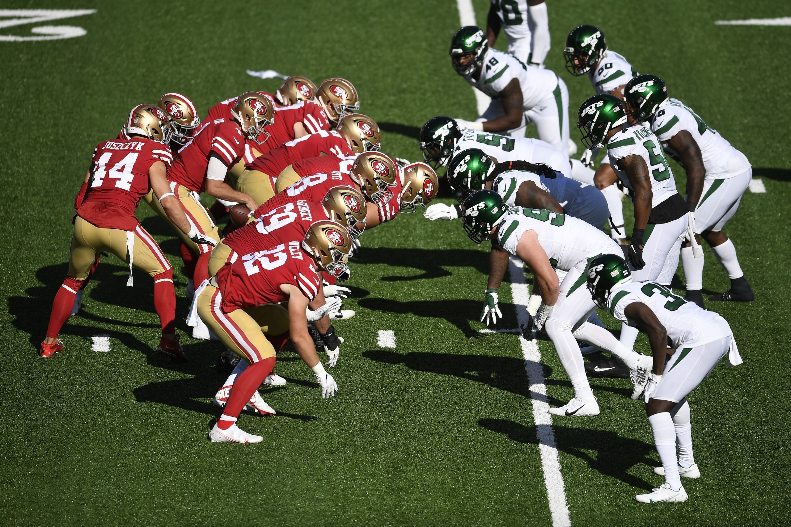 Players line up at the line of scrimmage during the second half of the game between the San Francis...