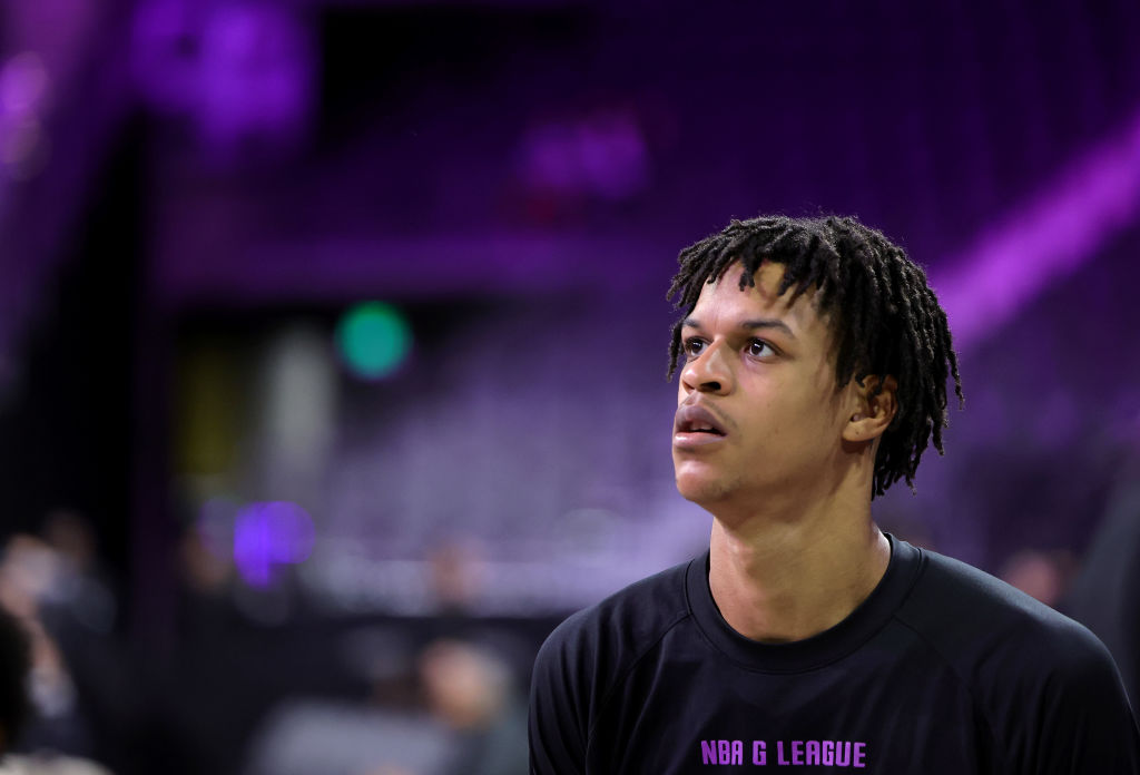 HENDERSON, NEVADA - DECEMBER 27: Shareef O'Neal #8 of G League Ignite warms up before a game agains...