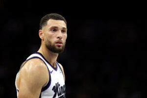 SACRAMENTO, CALIFORNIA - OCTOBER 15: Zach Lavine #8 of the Sacramento Kings in action against the LA Clippers at Golden 1 Center on October 15, 2025 in Sacramento, California. NOTE TO USER: User expressly acknowledges and agrees that, by downloading and/or using this photograph, user is consenting to the terms and conditions of the Getty Images License Agreement. (Photo by Ezra Shaw/Getty Images)