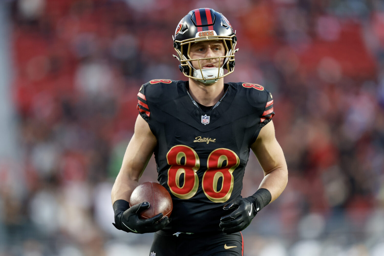 SANTA CLARA, CALIFORNIA - JANUARY 03: Jake Tonges #88 of the San Francisco 49ers warms up prior to ...