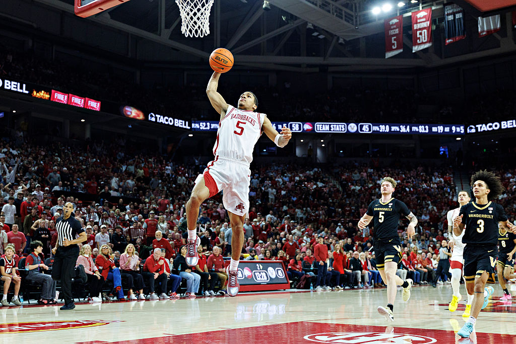 FAYETTEVILLE, ARKANSAS - JANUARY 20: Darius Acuff Jr. # of the Arkansas Razorbacks goes up for a du...