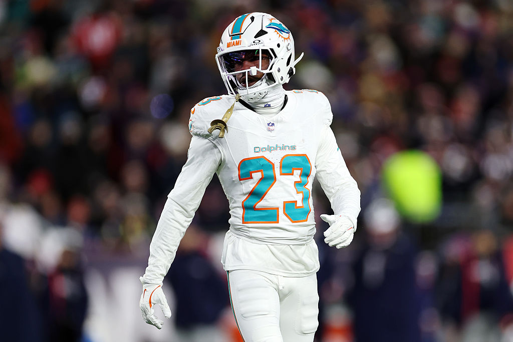 FOXBOROUGH, MASSACHUSETTS - JANUARY 04: Jack Jones #23 of the Miami Dolphins in action during the g...