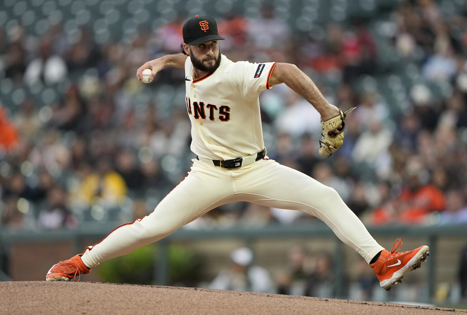 SAN FRANCISCO, CALIFORNIA - MAY 04: Trevor McDonald #72 of the San Francisco Giants pitches against...