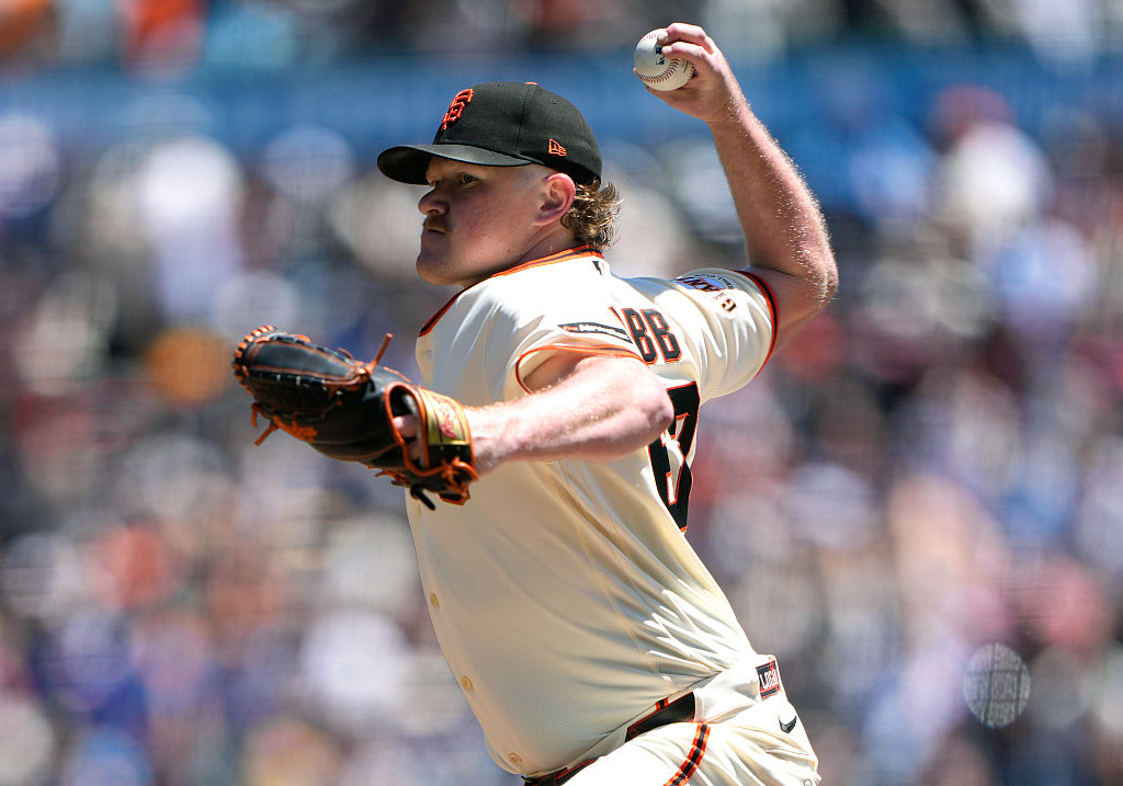 SAN FRANCISCO, CALIFORNIA - JUNE 14: Logan Webb #62 of the San Francisco Giants pitches against the...