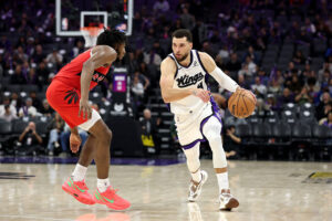 Carmichael Dave: Zach LaVine is too valuable for Sacramento to make a bad trade