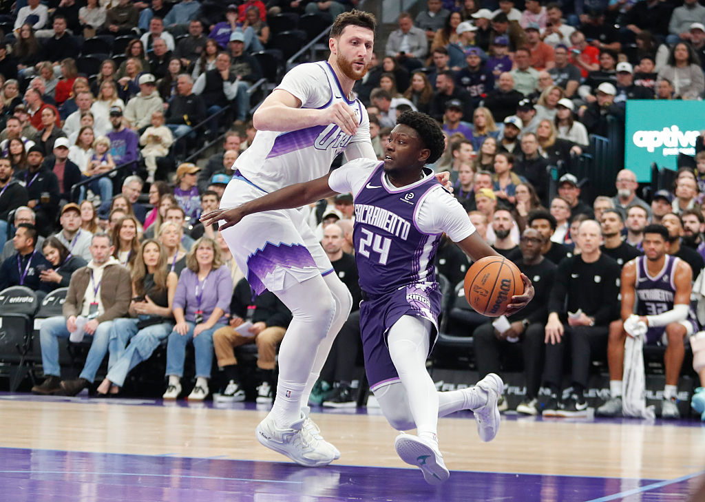 SALT LAKE CITY, UT - FEBRUARY 11: Isaiah Stevens #24 of the Sacramento Kings makes a move around Ju...