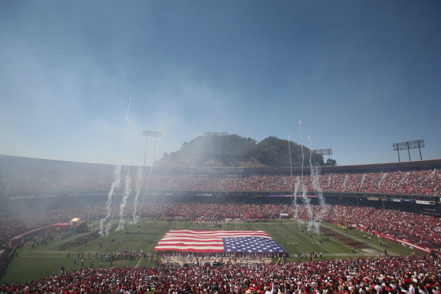 SAN FRANCISCO - SEPTEMBER 7: General view with American Flag before the San Francisco 49ers game ag...