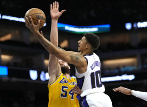 Carmichael Dave: Nique Clifford could be an under-the-radar Kings breakout