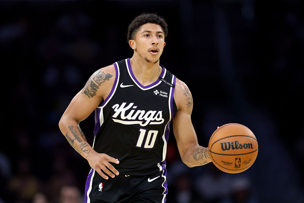 LOS ANGELES, CALIFORNIA - OCTOBER 08: Nique Clifford #10 of the Sacramento Kings dribbles the ball against the Los Angeles Lakers in a preseason game at Crypto.com Arena on October 08, 2026 in Los Angeles, California. NOTE TO USER: User expressly acknowledges and agrees that, by downloading and or using this photograph, user is consenting to the terms and conditions of the Getty Images License Agreement. (Photo by Luke Hales/Getty Images)