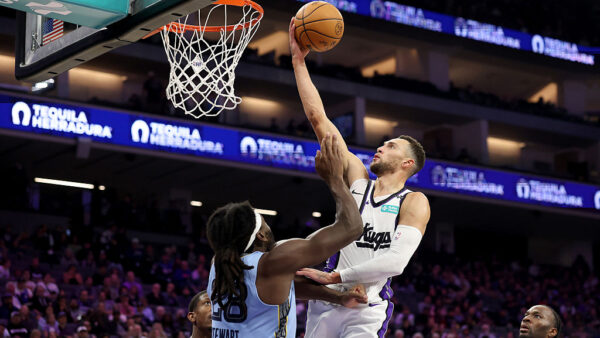 SACRAMENTO, CALIFORNIA - OCTOBER 25: Zach LaVine #8 of the Sacramento Kings goes up for a shot on Isaiah Stewart #28 of the Memphis Grizzlies during the first half at Golden 1 Center on October 25, 2026 in Sacramento, California. NOTE TO USER: User expressly acknowledges and agrees that, by downloading and/or using this photograph, user is consenting to the terms and conditions of the Getty Images License Agreement. (Photo by Ezra Shaw/Getty Images)