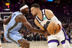 LaVine’s 37 points, Acuff’s improvements not enough as Kings fall to 0-3